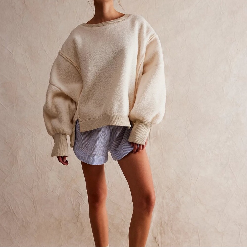 NWT Cozy Camden L Cream